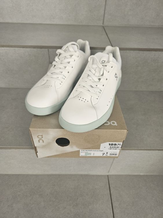 On Scarpe da donna: On The Roger Advantage Damen Sneaker Gr. 38 Neu ungetragen – Nuovo e nell'imballaggio originale da Brittnau venduto da Lexmark77 1