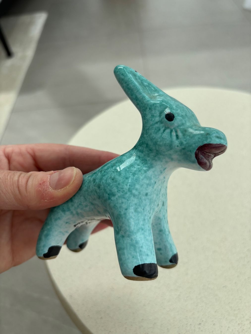 Statuette: Vintage turquoise small ceramic Italian donkey – Usato da Steinhausen venduto da ChromeVintage 1