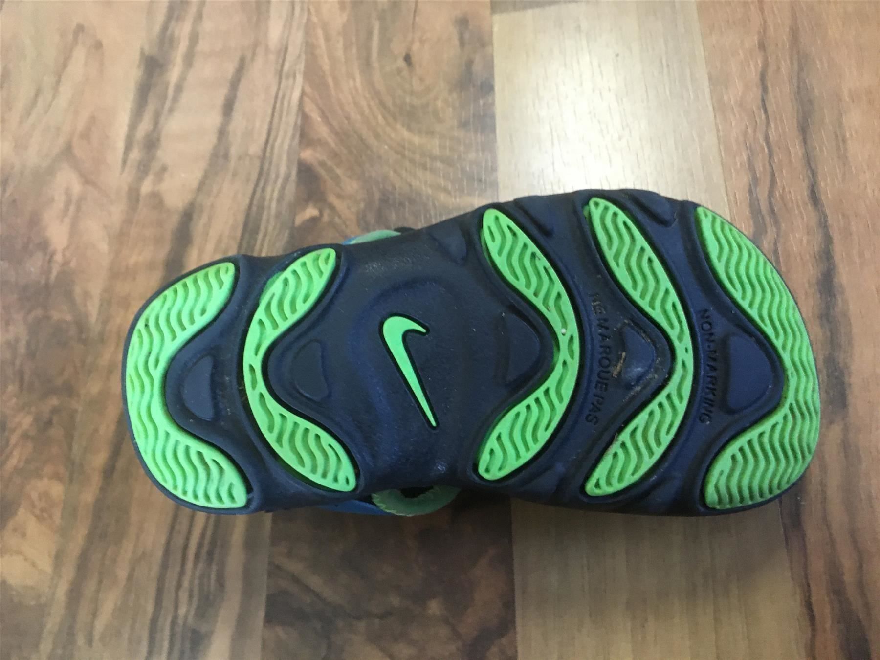 Nike Scarpe per ragazzi: Sandalen blau, NIKE, Grösse 21 – Usato da Schötz venduto da Jekyll666 2