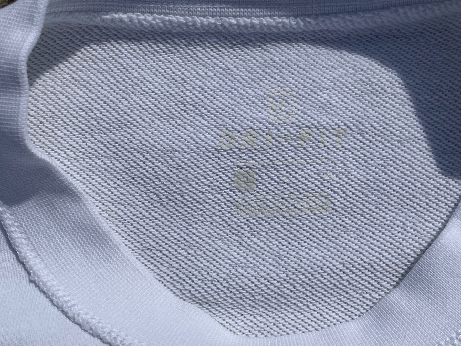 Nike Maglioni & Felpe: Rare Error Sample Nike Tennis Sweatshirt Sz M – Nuovo (secondo la descrizione) da Zürich venduto da le_souk 7