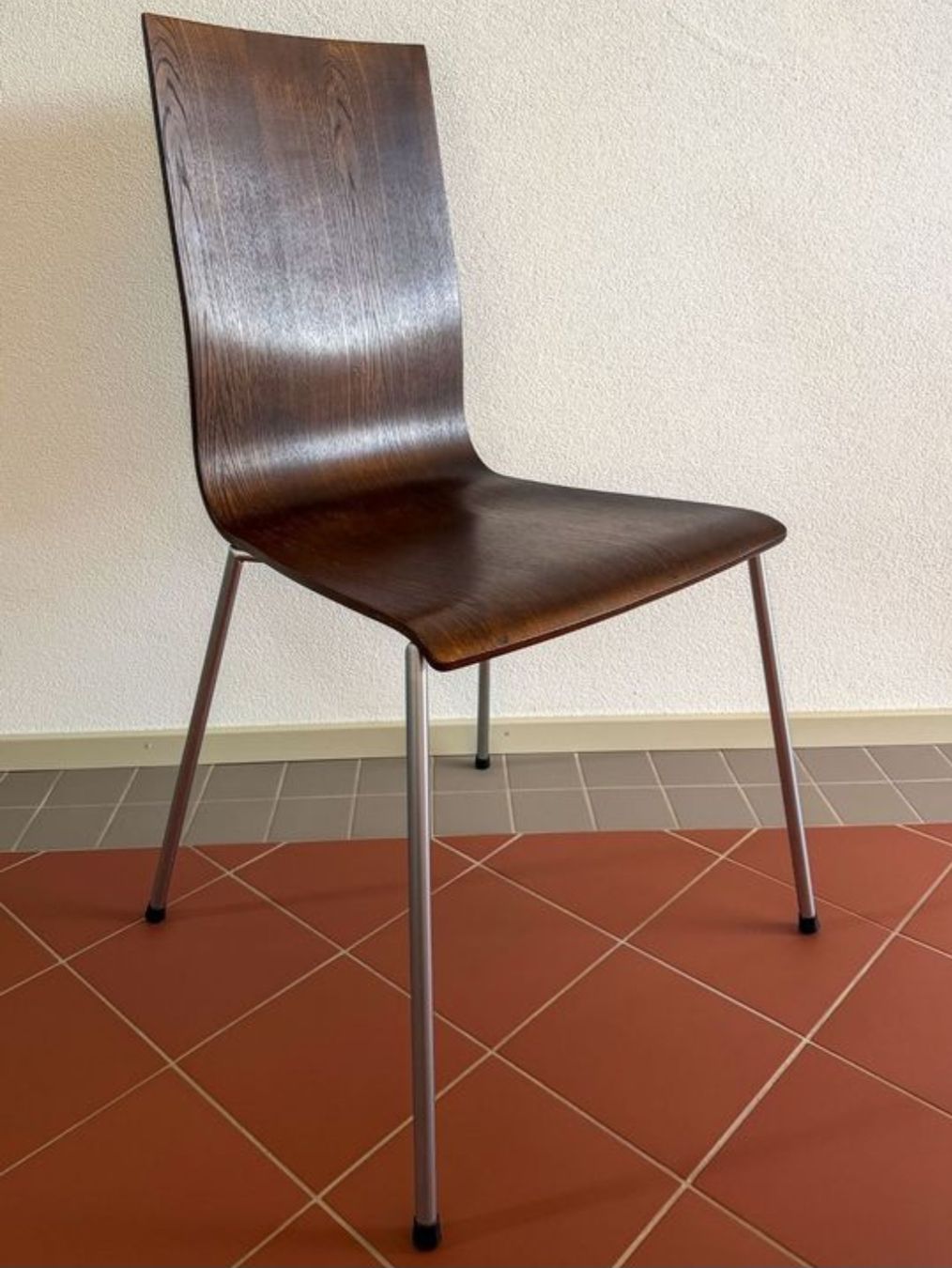 Interio Sedie: 6 INTERIO  Stühle Holz Nussbaum Design- 6er Set – Usato da Uster venduto da lalechus 3