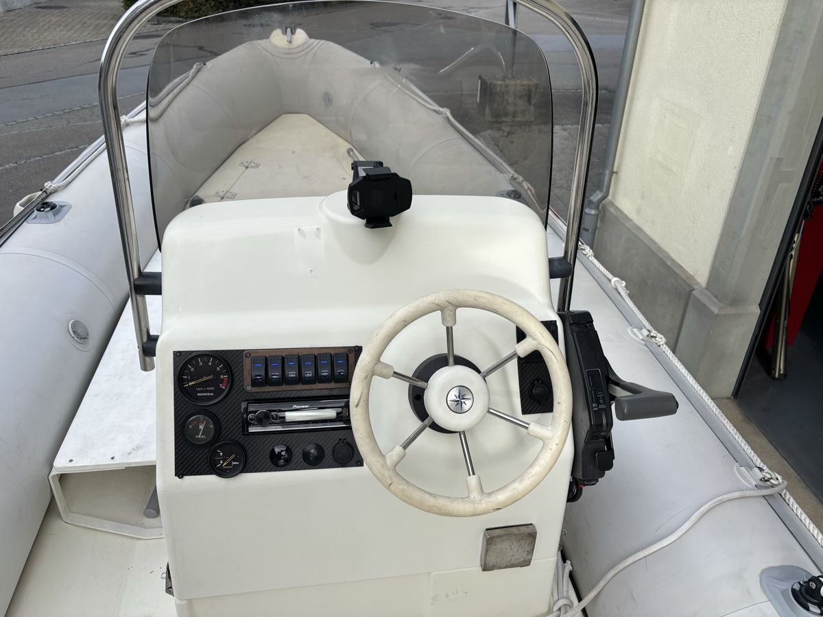 Bombard Boote: Bombard Explorer SB550 90 PS – Gebraucht aus Wattwil von Mueller842 3