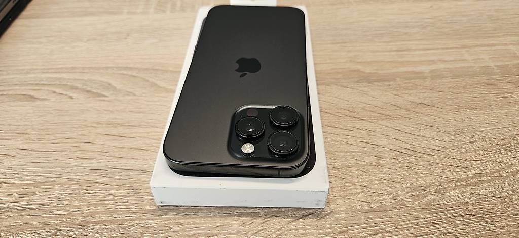 Handys / Smartphones: APPLE iPhone 16 Pro Max  – Gebraucht aus Elsau von mor1ano 1