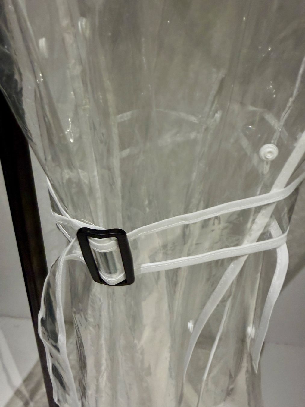 Cappotti: Trench en pvc transparent boutons pression – Usato da giffers venduto da sev_c9x9 3
