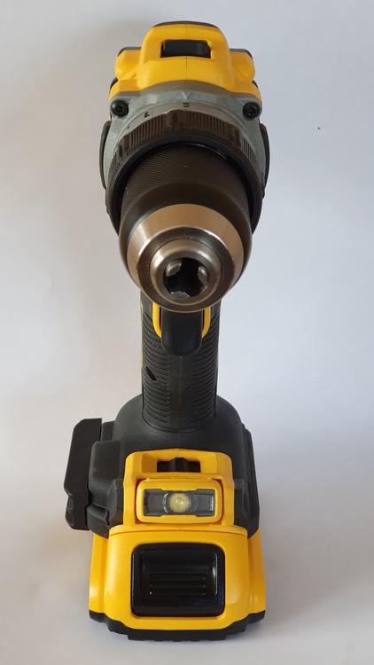 DeWalt Trapano-avvitatore a batteria DCD 800 NT Trapano avvitatore