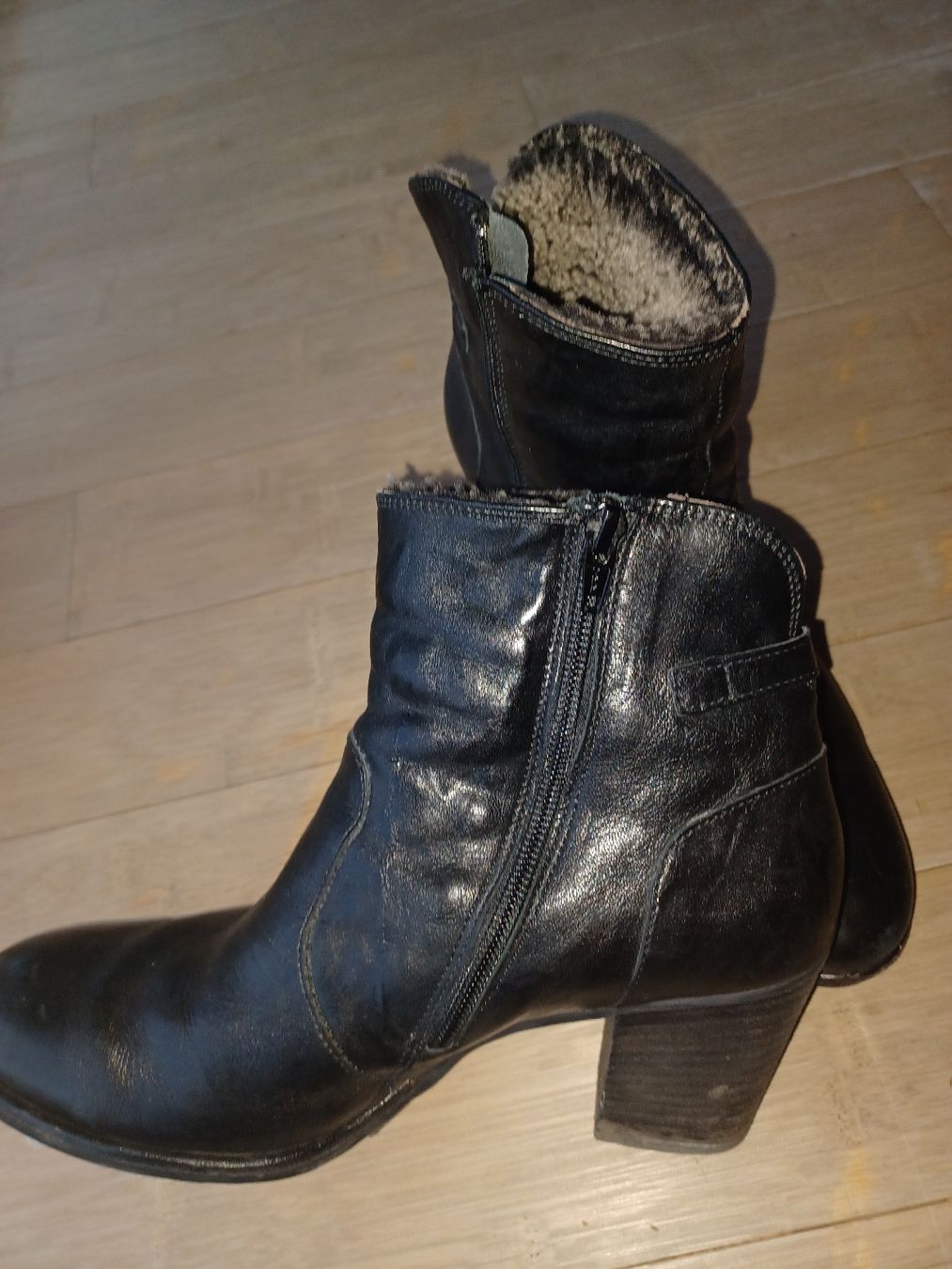 Damenschuhe: Ankle Boots , schwarz. Gr 39 – Gebraucht aus Buchberg von Tschosie 1