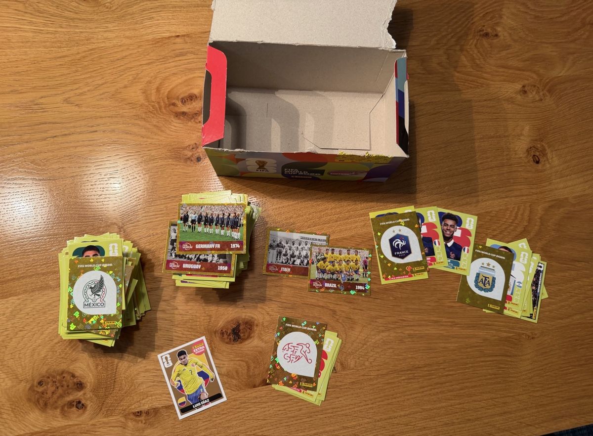 Panini Sammelbilder & Trading cards: ca. 350 Panini Sticker inkl. Extra Sticker – Neu (gemäss Beschreibung) aus Frauenfeld von Leandro2130