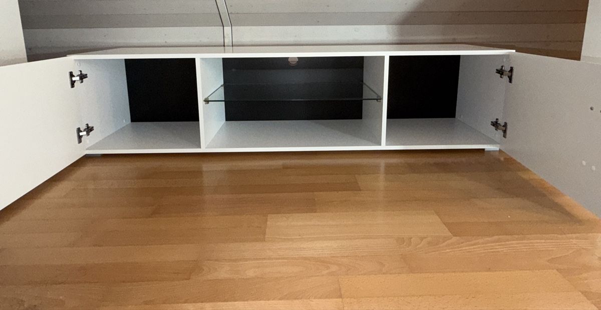 Mobili TV: TV-Möbel weiss – Usato da Marthalen venduto da sil_nvb9 1