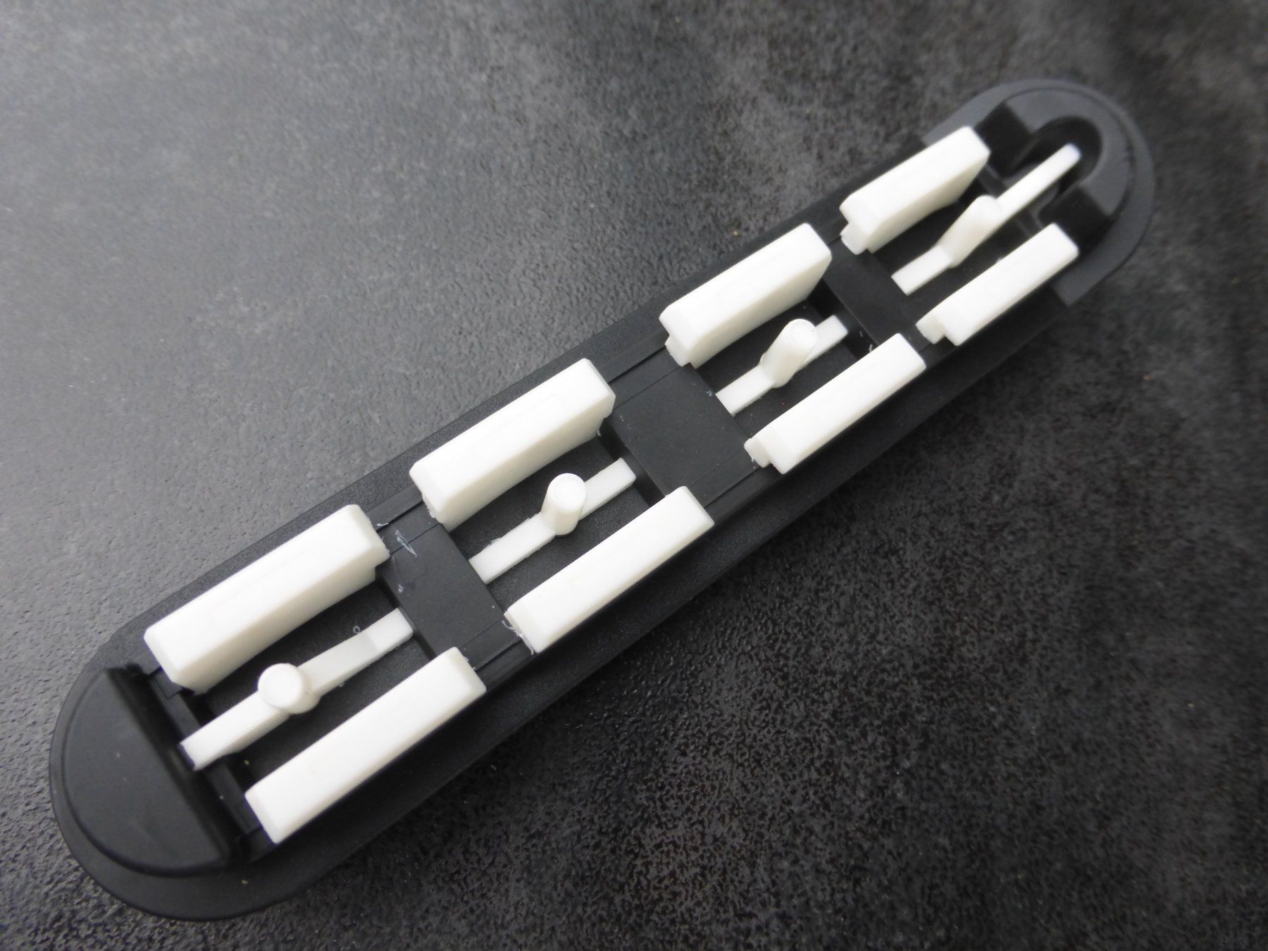 Armée suisse Tous les outils: neue, ungebrauchte Kolbenkappe STGW 90 – Neuf (Voir description) à Rüthi (Rheintal) par Schmidtrubin1 2