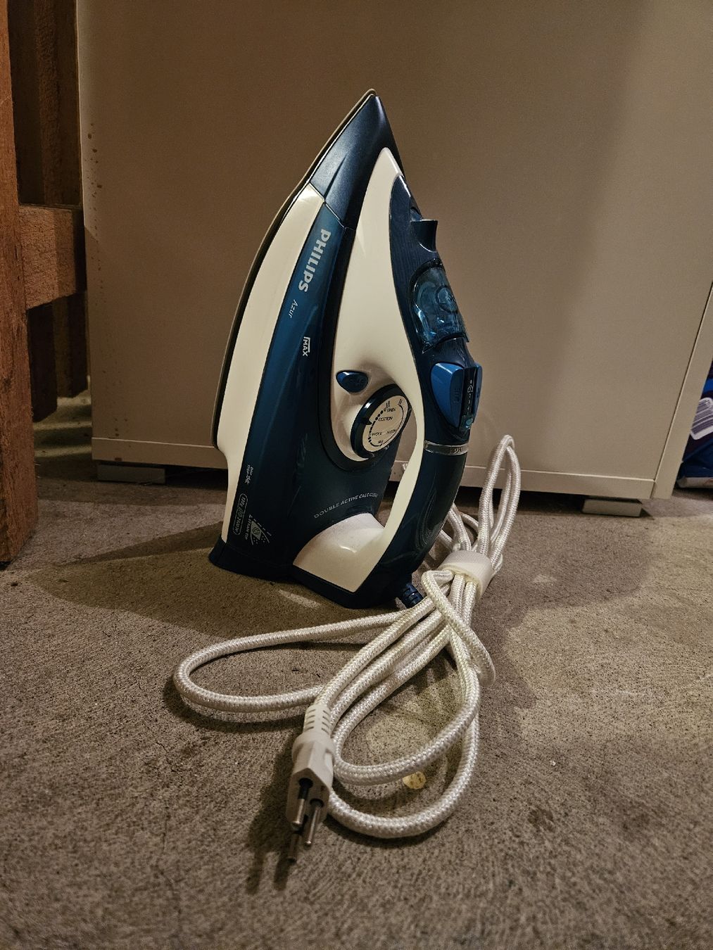 Philips Bügeleisen: Bügeleisen von Philips – Gebraucht aus Wetzikon ZH von ele_y67f 1