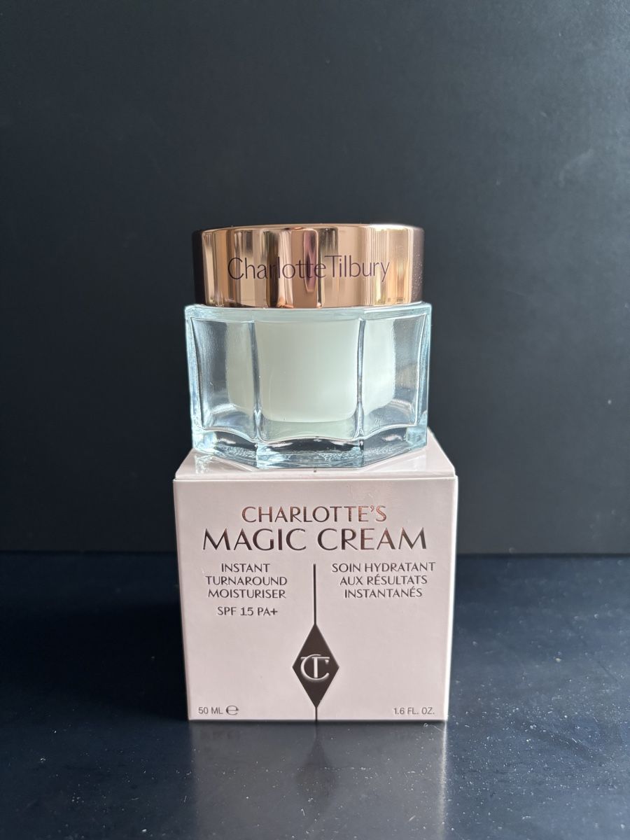 Charlotte Tilbury Cura del viso: Charlotte Tilbury Magic Cream – Nuovo e nell'imballaggio originale da Horgen venduto da Anatolia
