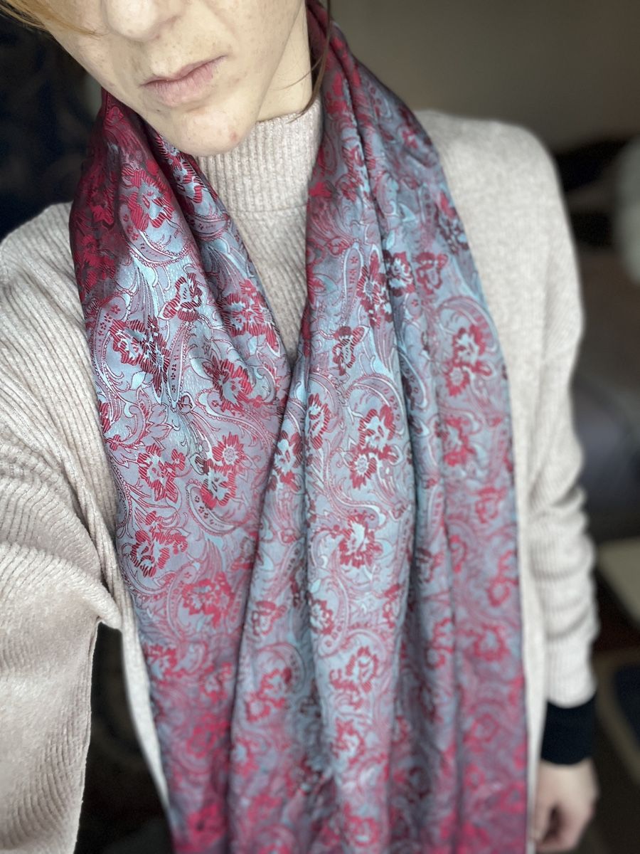 Foulard & Sciarpe: Edler Seidenschal in blau-rot – Usato da Zürich venduto da sheijla 1