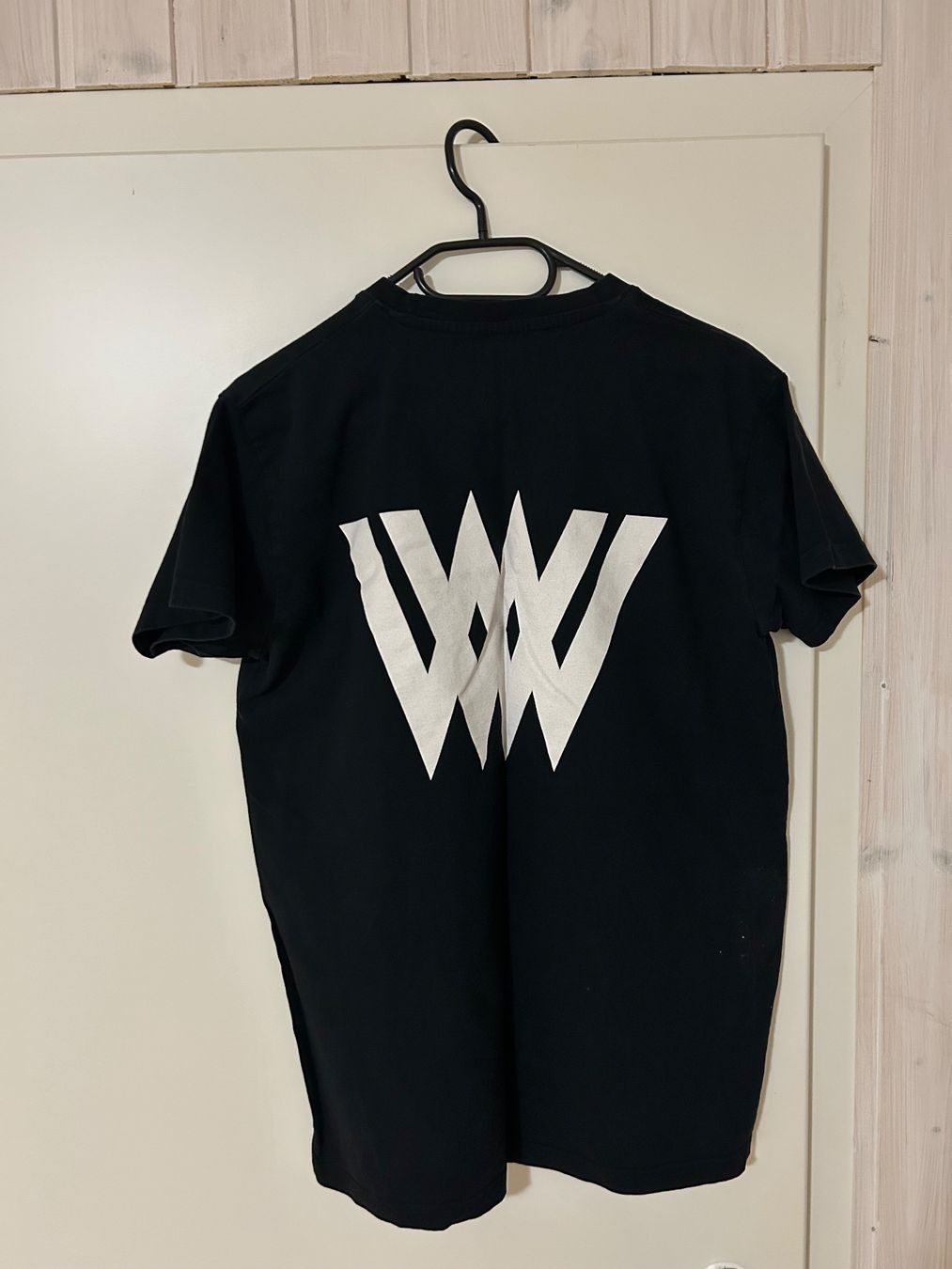 T-shirt: Wincent Weiss Crew T-Shirt – Usato da Kaisten venduto da r_w 3