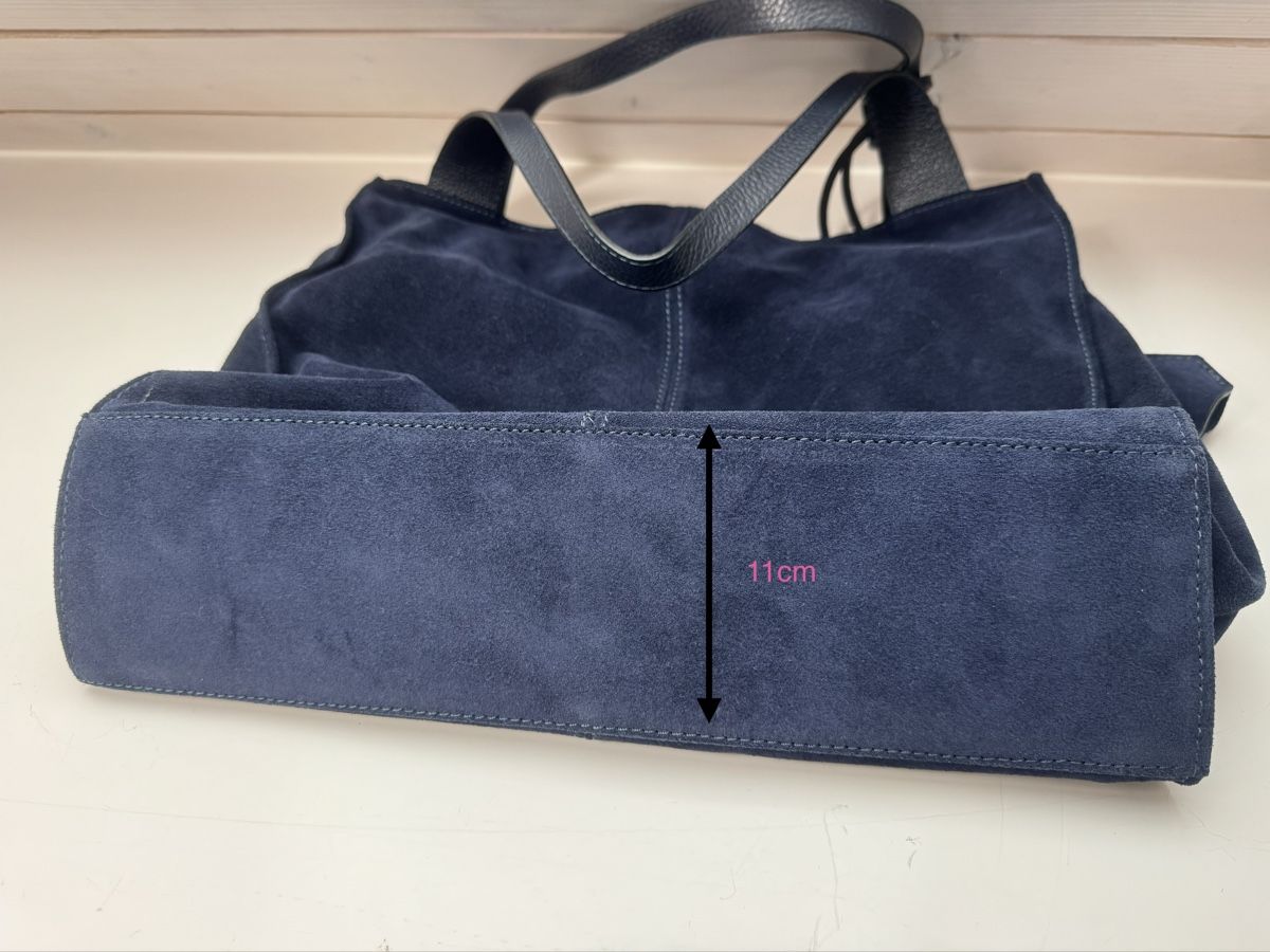 Navyboot Sacs femmes: Navyboot Shoulder Bag Blue Suede Leather Large Size – D'occasion à Hurden par rac_wyf8 3