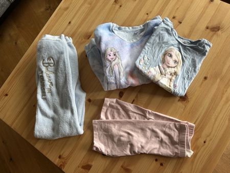 4 Teile - Disney Frozen, Eiskönigin Elsa Set, Gr. 134/140