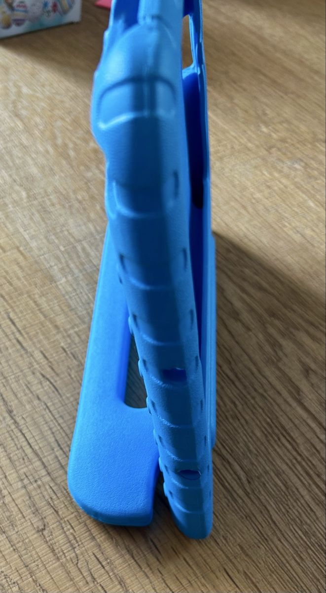 Apple Altri accessori: Blaue Kinder Tablet Hülle - Stossfest & Robust! – Nuovo (secondo la descrizione) da Oberrieden venduto da Mezz9 2