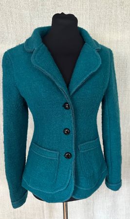 Bezaubernder Wollblazer Gr. S in der Farbe Petrol