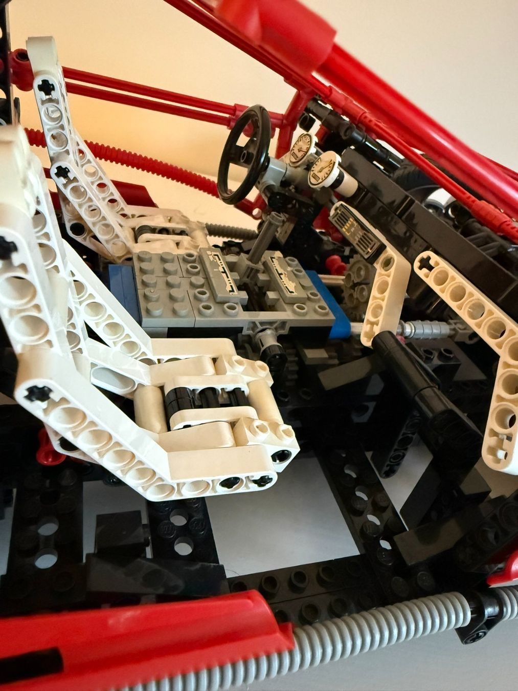Lego Baukästen: LEGO TECHNIC 8448 Super Car Mk II – Gebraucht aus Kirchdorf AG von milmio 7