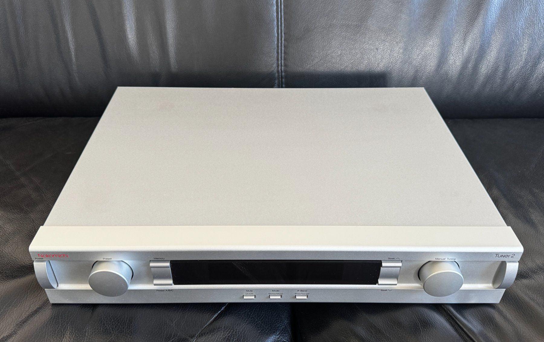 Radio: NAKAMICHI TUNER 2 - Stereo FM Tuner – Usato da Zürich venduto da Tapehead 1