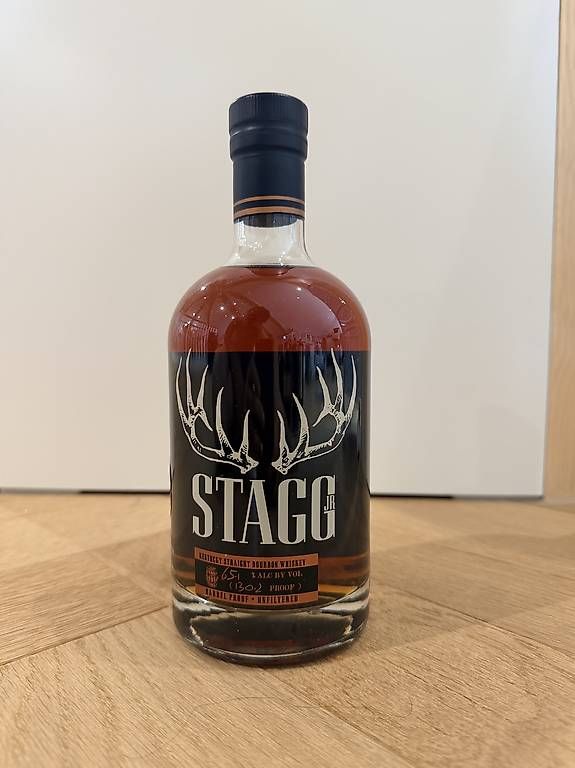 Bevande alcoliche: Stagg Jr. Kentucky Straight Bourbon Whiskey  – Usato da Roggwil TG venduto da est_r5x7
