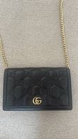 GUCCI GG BLONDIE WALLET ON CHAIN UMHÄNGETASCHE