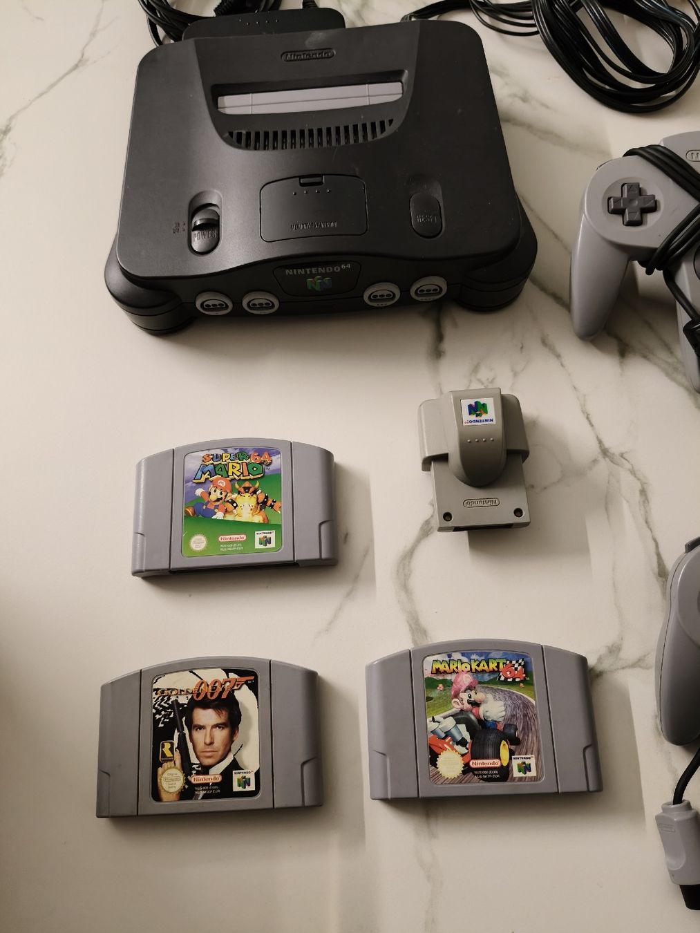 Nintendo Konsolen: Nintendo 64 Konsole + 2 Controller & 4 Games, Top Zustand! – Gebraucht aus Oensingen von ece_8k7q 2