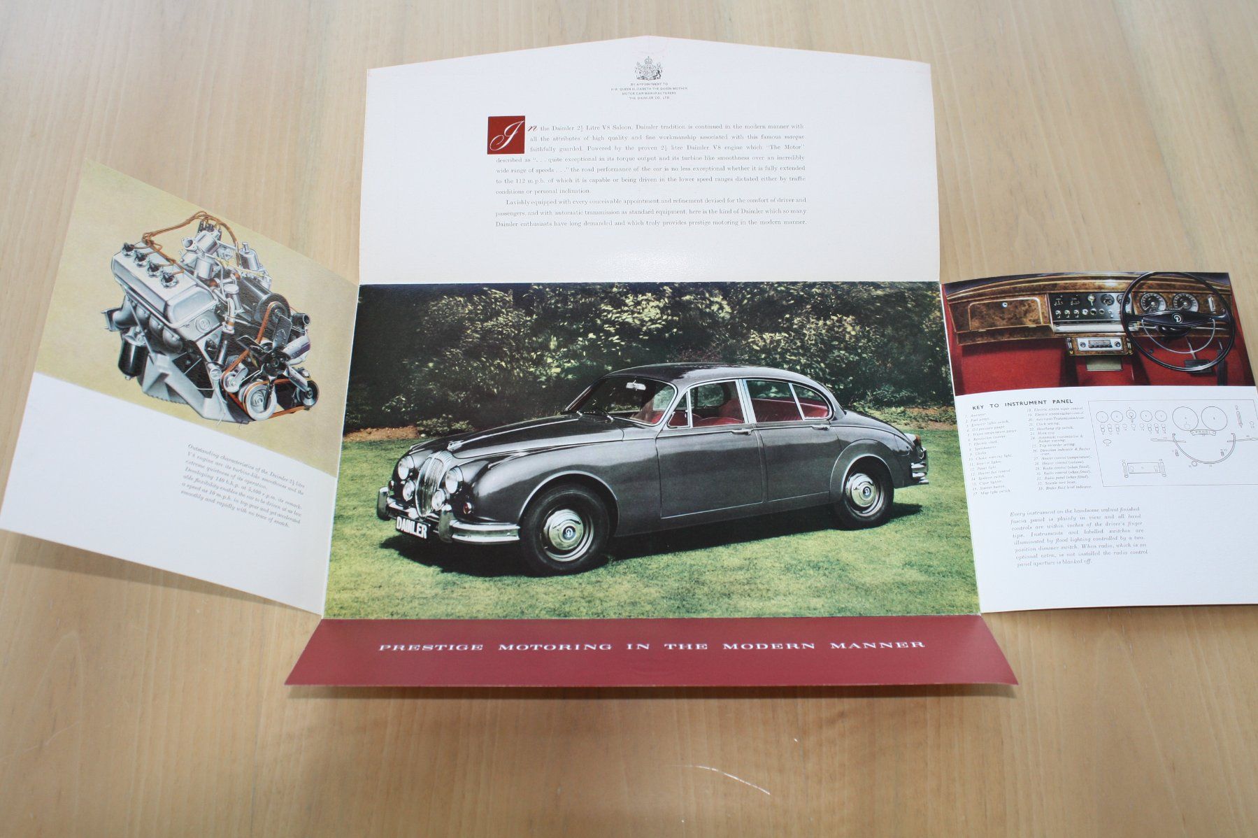 Daimler Documenti: Daimler 2.5 Litre V8 Saloon Prospekt – Usato da Wikon venduto da erwin400 2