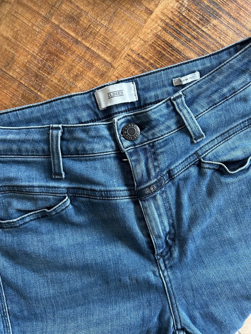 Closed Jeans: CLOSED Skinny Pusher - W28 – Usato da Illnau venduto da Monkky 1