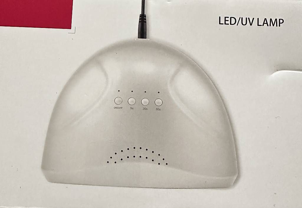 Lampes: LAMPADE PROFESSIONALI UV LED NAILS – D'occasion à Mendrisio par esthetic111 3