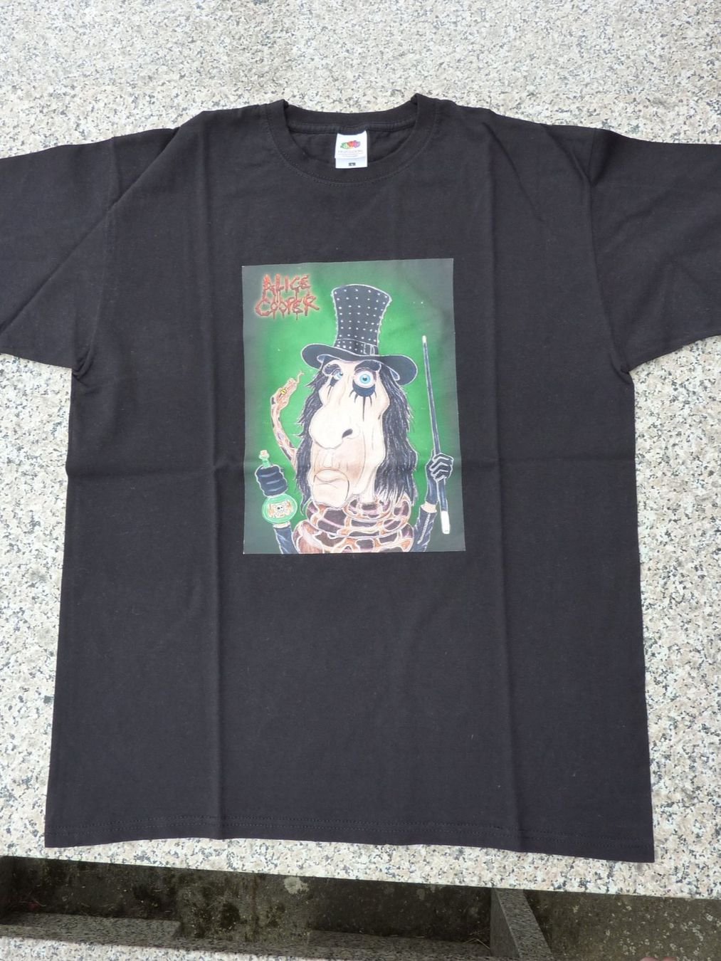 T-shirt: Alice Cooper fun shirt – Usato da Enges venduto da Robinson06