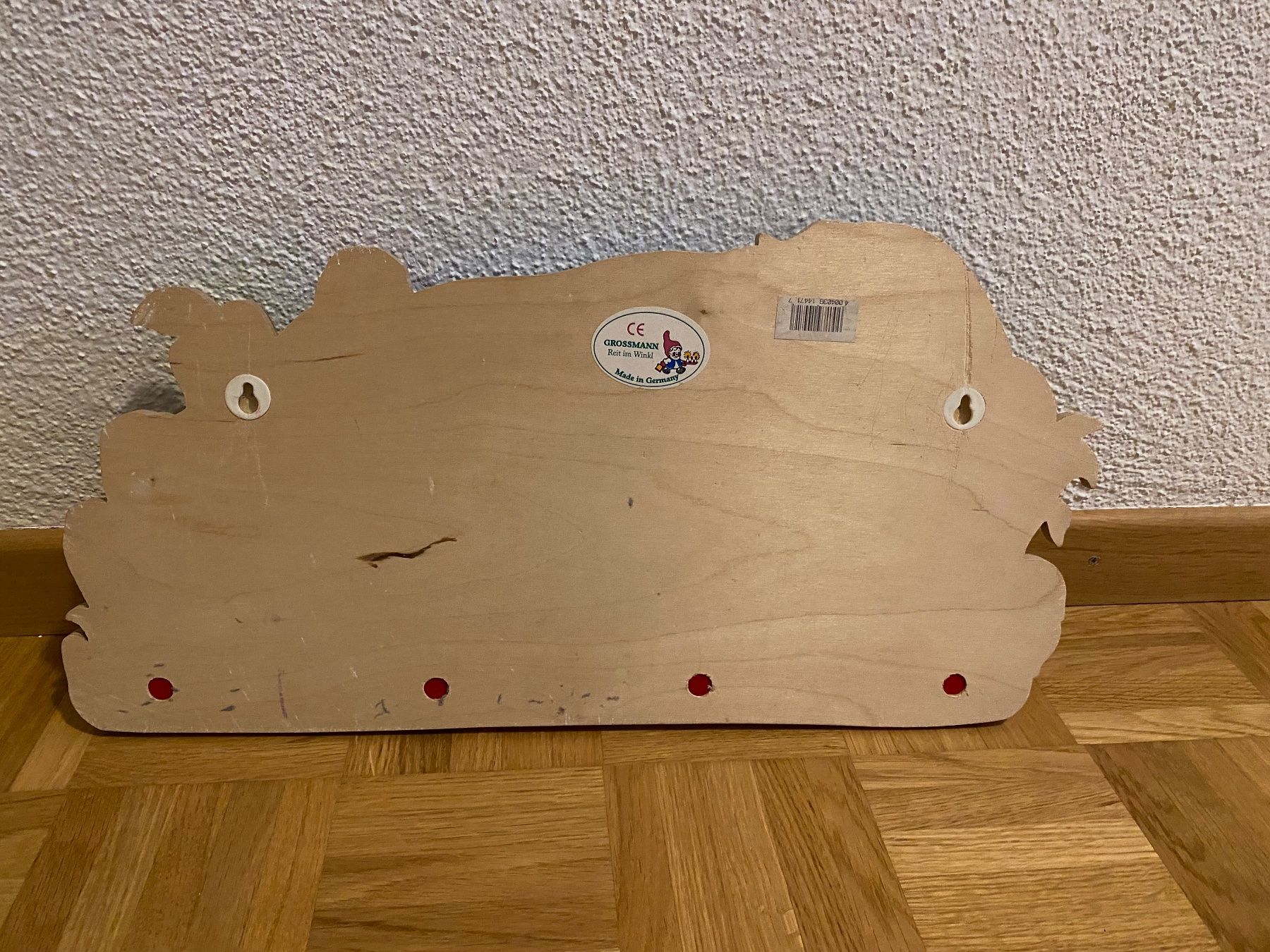 Eisenwaren: Der Kinderzimmer-Wandhaken – Gebraucht aus Zürich von MaSte 3
