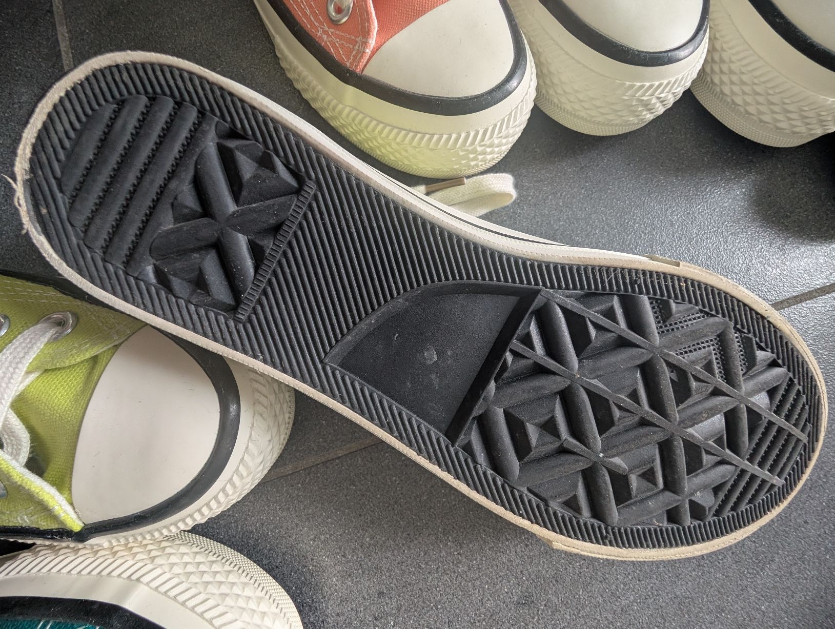 Converse Scarpe da donna: 8x Schuhe - Set Gr.39, wie Converse – Nuovo (secondo la descrizione) da Beinwil/Freiamt venduto da 1Lar1 4