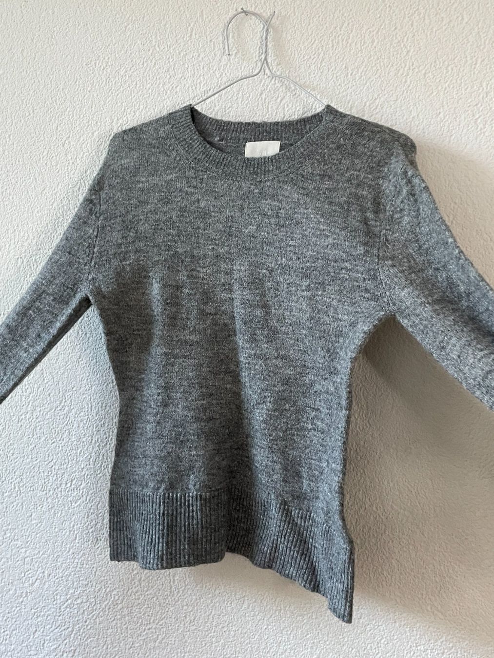 H&M Maglioni & Felpe: grauer Pulli – Usato da Uster venduto da emm_px8k 1
