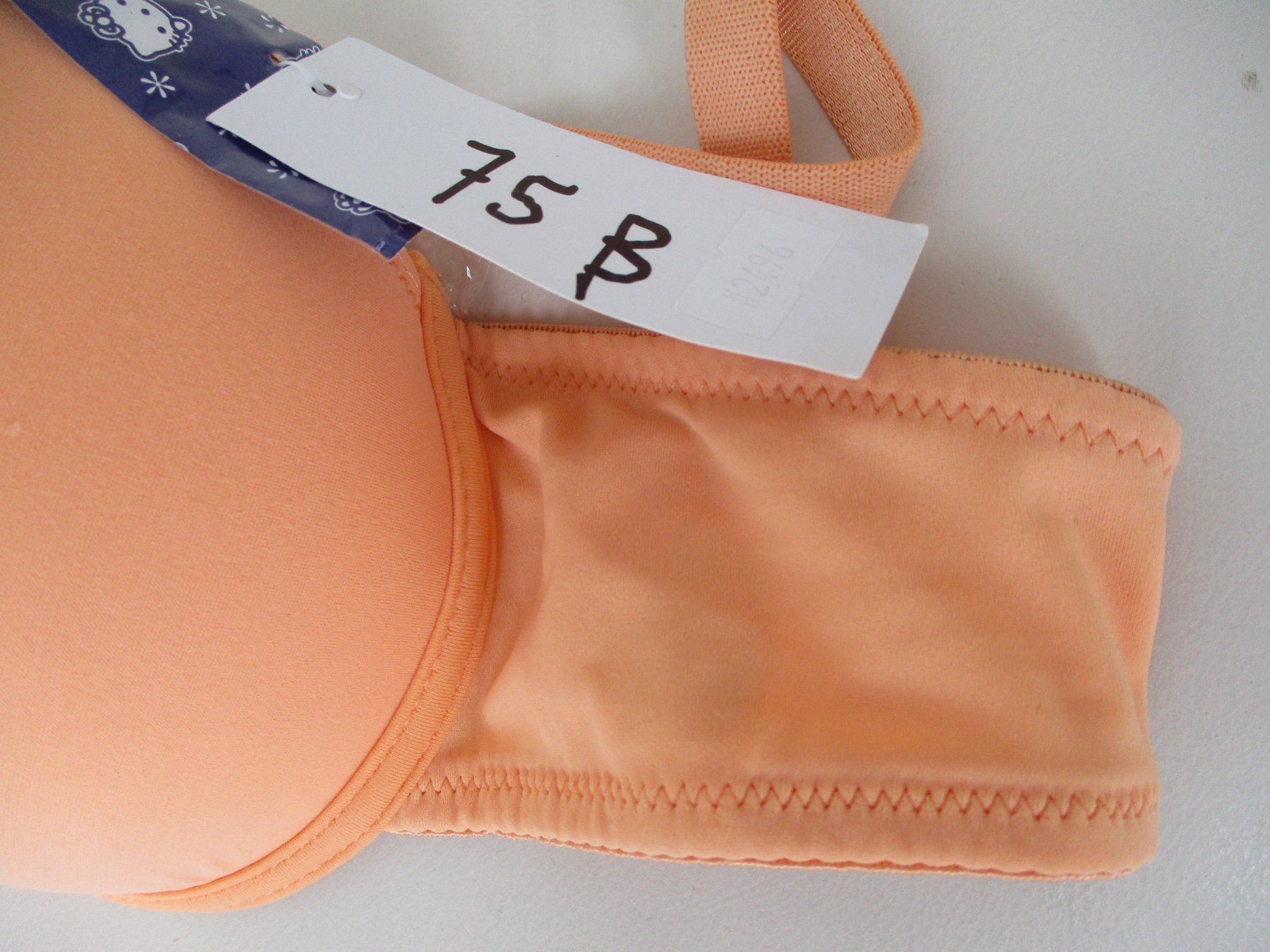 Sonstige Unterwäsche: Neuer push up  Vollschalen BH – Neu (gemäss Beschreibung) aus Zürich von elena_99 3