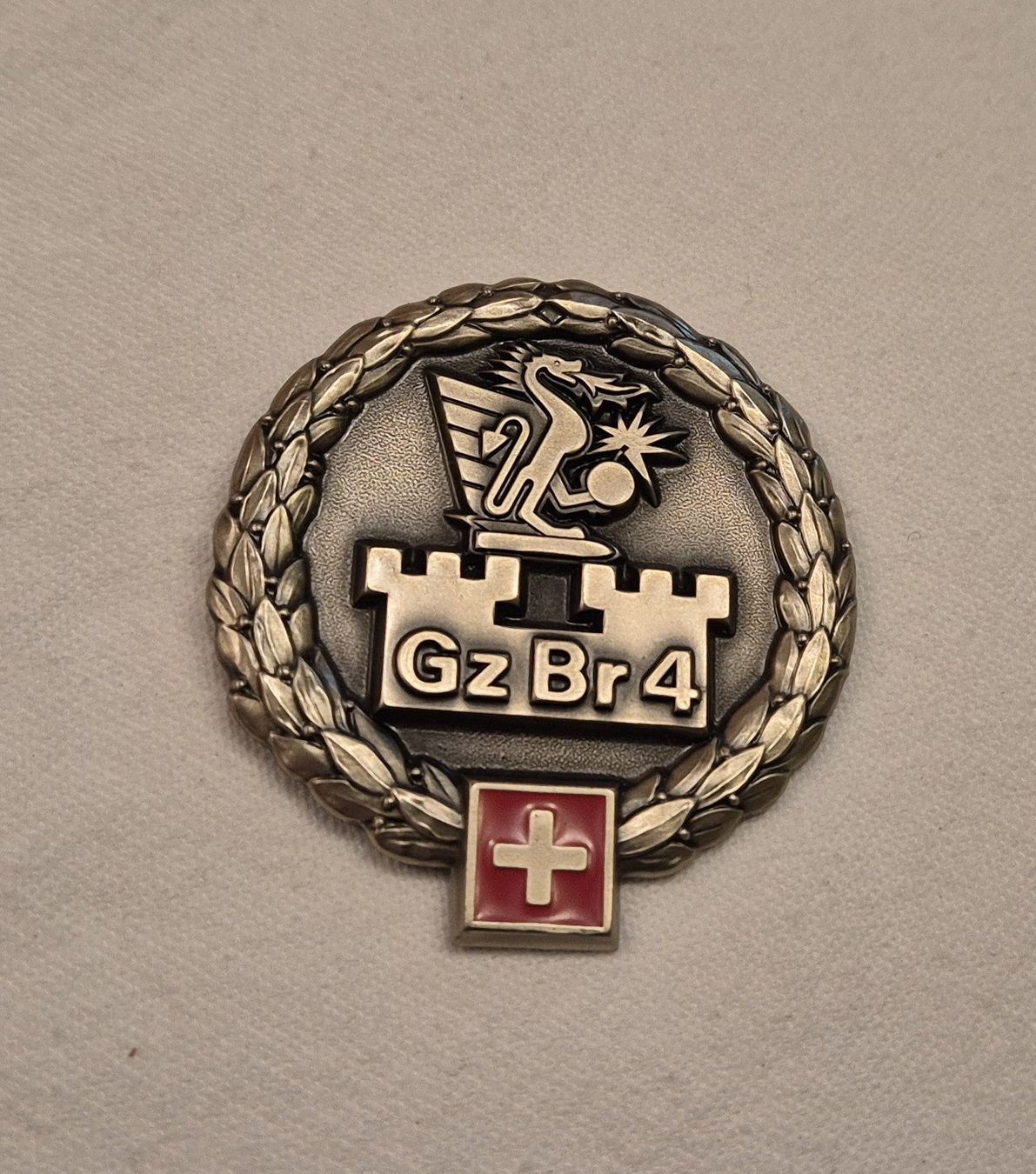 Schweizer Armee Placchette & Badge: Béret-Emblem – Usato da Liestal venduto da pet_4410