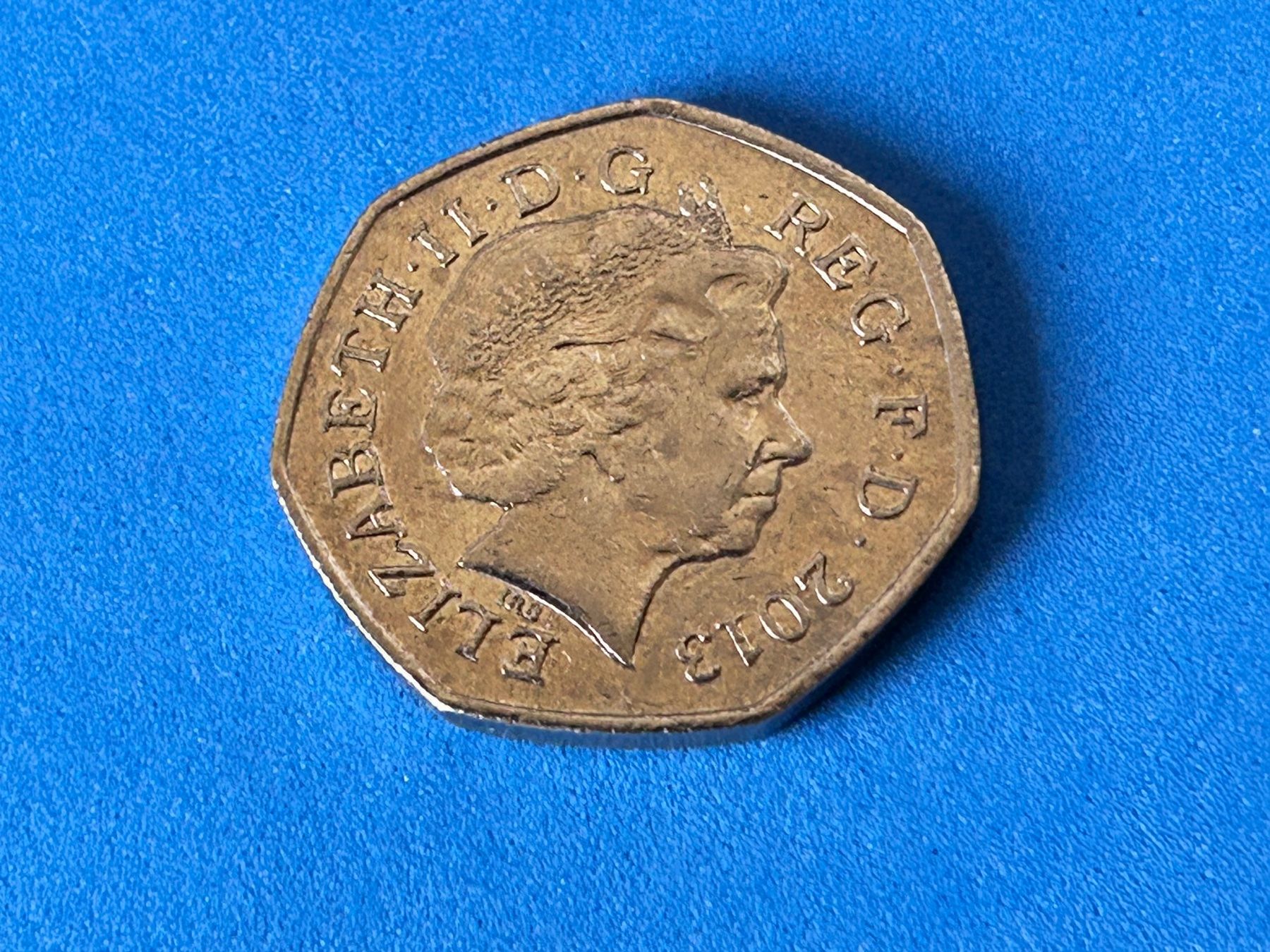 Alle Münzen: UK - 50 Pence - Christopher Ironside 2013 – Gebraucht aus Corcelles NE von AJKader 6