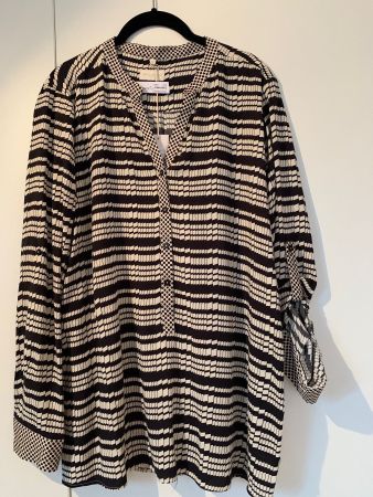 Schöne Schlupfbluse von Milano