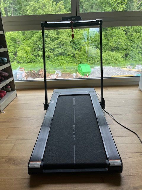 Hometrainer: Laufband Sportstech sWalk Plus – Usato da Horgen venduto da BerndSells