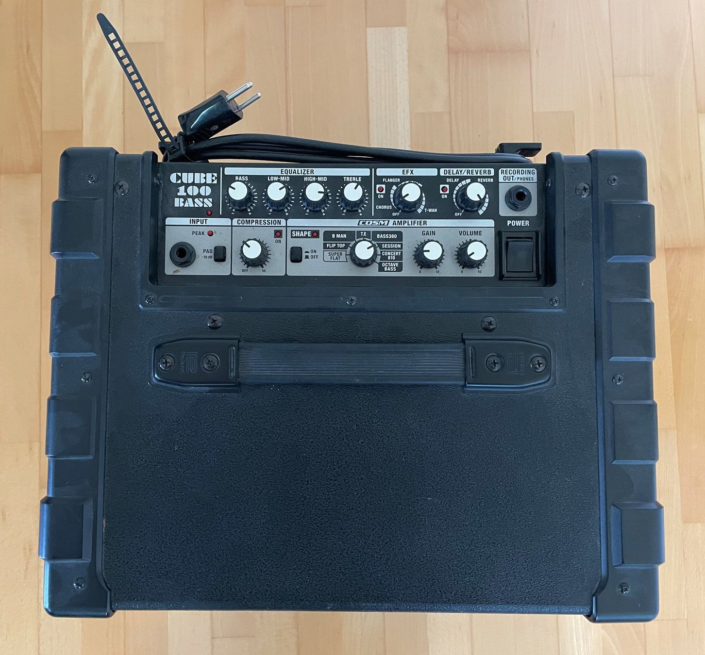 Roland Amplificatori: Roland Cube 100 Bass Amp – Usato da Interlaken venduto da Wumest 1