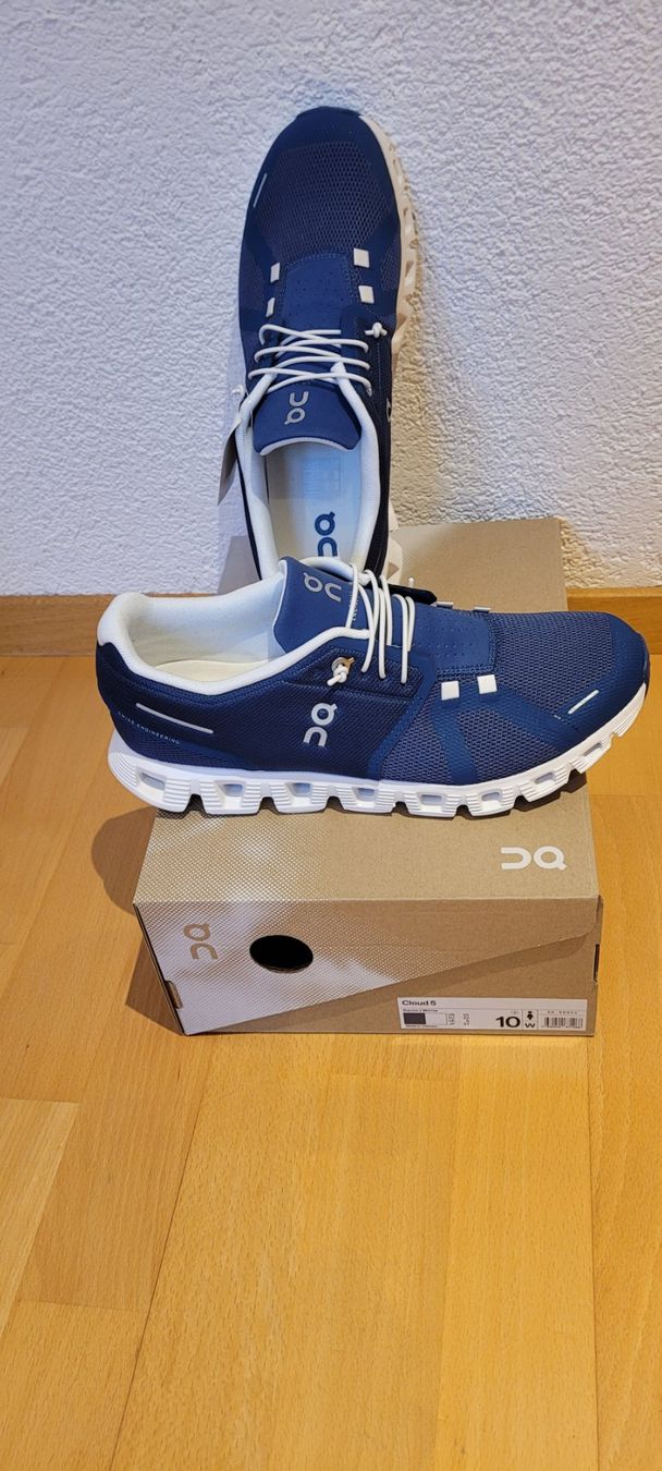On Chaussures femmes: On Cloud 5 Women "Fabrikneu" – Neuf avec emballage d'origine à Wetzikon ZH par Zirben5 1