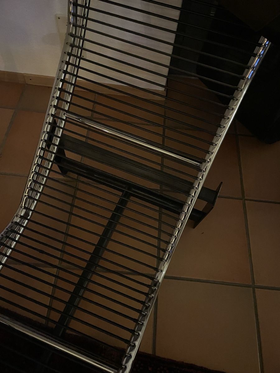 Le Corbusier Chaises longues: LC4 fauteuil  – D'occasion à Lamboing par christopheO 7