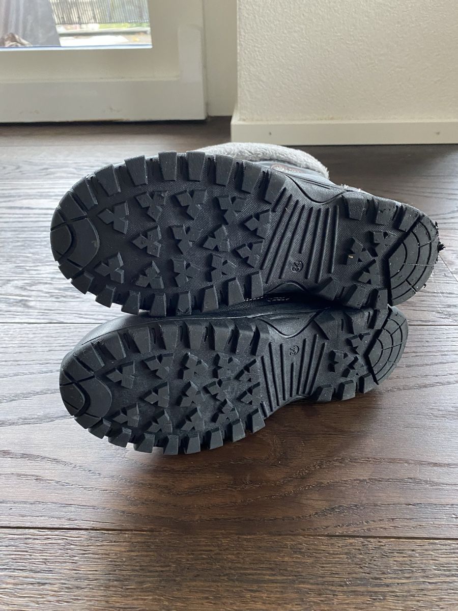 Chaussures filles: Stiefel – Neuf (Voir description) à Pfäffikon ZH par aveo14 3