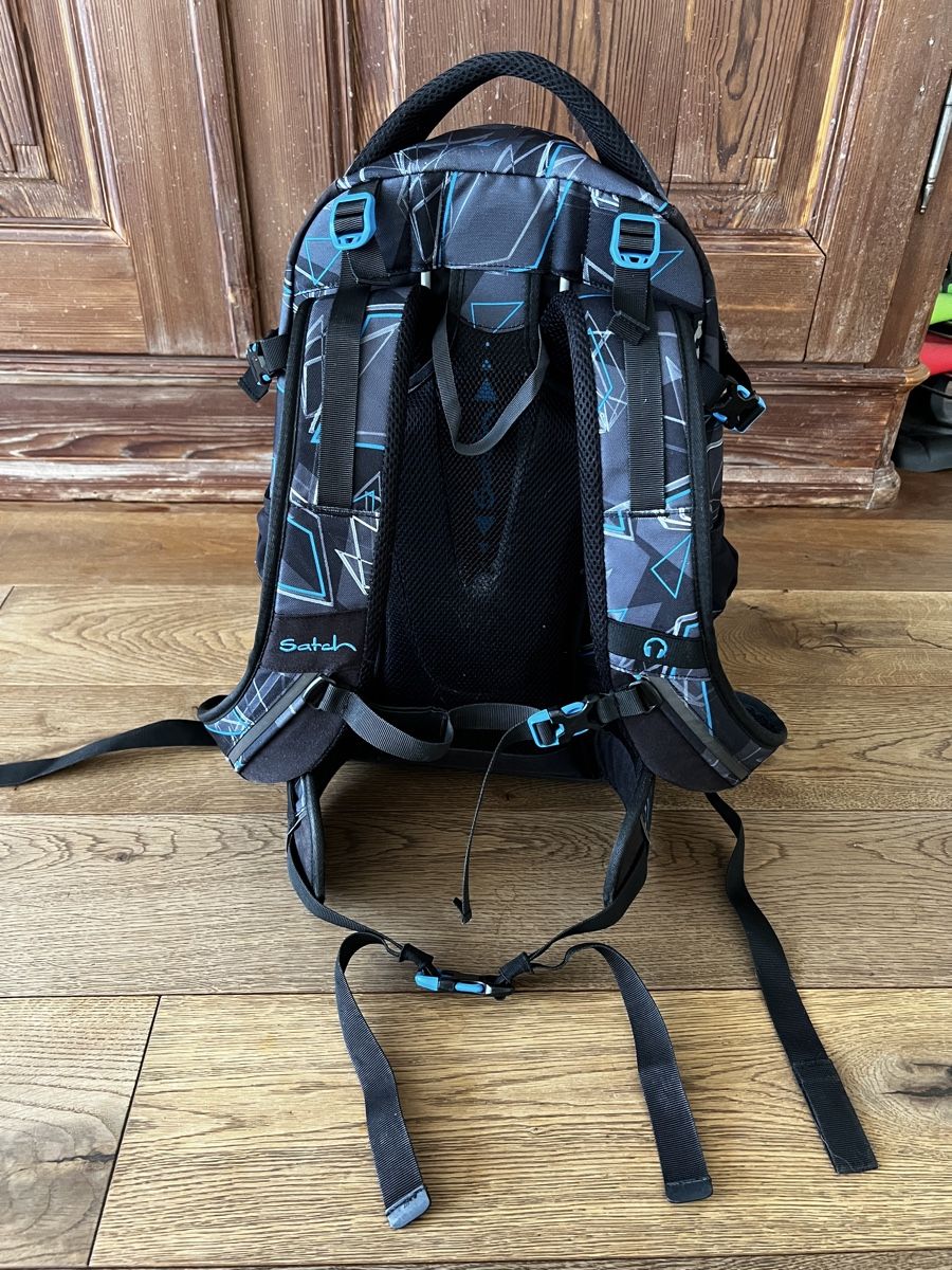 Satch Borse & Zaini: Satch Schulrucksack blau-schwarz – Usato da Münchenbuchsee venduto da PuR04 2