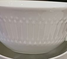 Hutschenreuther Luxor 4 Suppentassen mit Untertassen