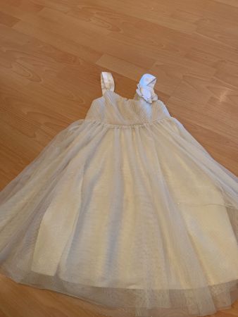 Jolie robe de fête -  taille 128