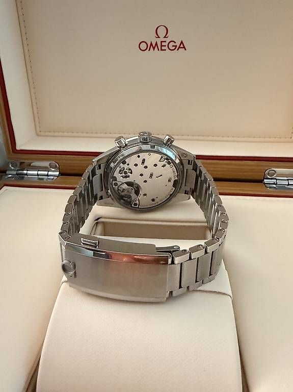 Omega Uhren: Omega Speedmaster 57 Grün – Gebraucht aus Zürich von timeio-swapwatch 8