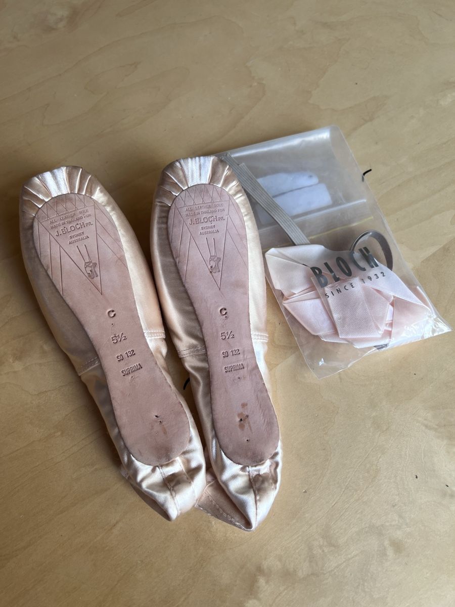 Bloch Scarpe da donna: Bloch Suprima Spitzenschuhe Gr. 5 1/2 – Nuovo e nell'imballaggio originale da St. Gallen venduto da ang_7bj7 1