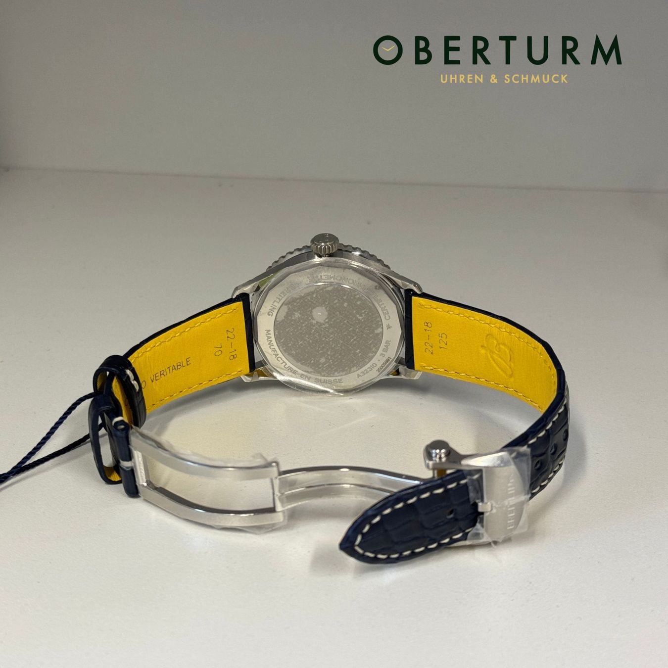 Breitling Orologi: Breitling Navitimer Automatic GMT 41, Ref. A32310 – Neu – Nuovo (secondo la descrizione) da Brugg AG venduto da Oberturm 3