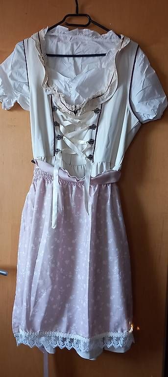 Kleider: Dirndl "neu" – Gebraucht aus Muri AG von bella6699