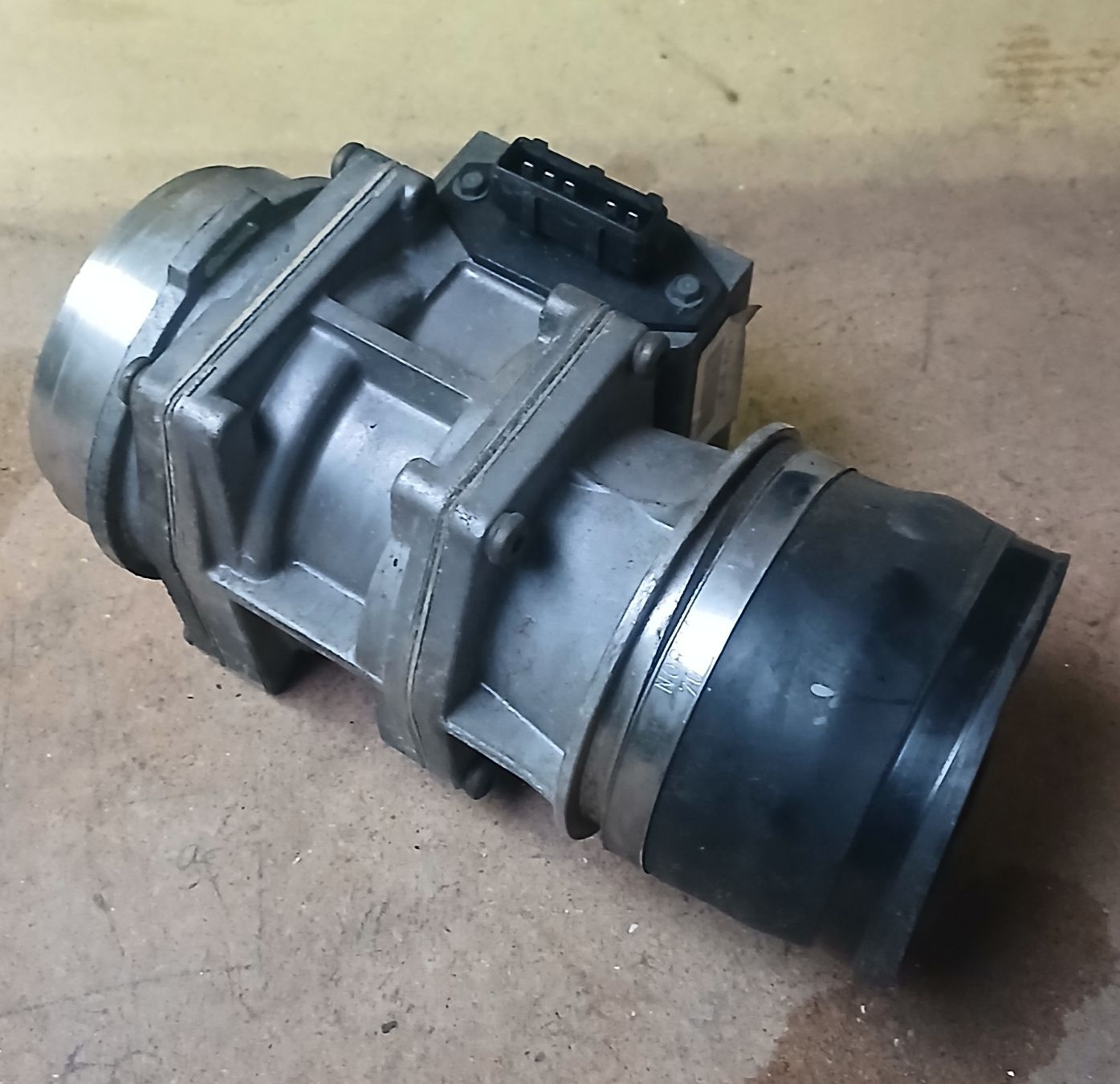 Jaguar Tutti pezzi di ricambio auto: Débitmètre Jaguar XJ40 3.2  – Usato da la heutte venduto da Auto-stock 1